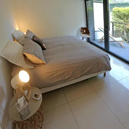 New Modern 1br Apt/terrace/parking/beside * Antibes